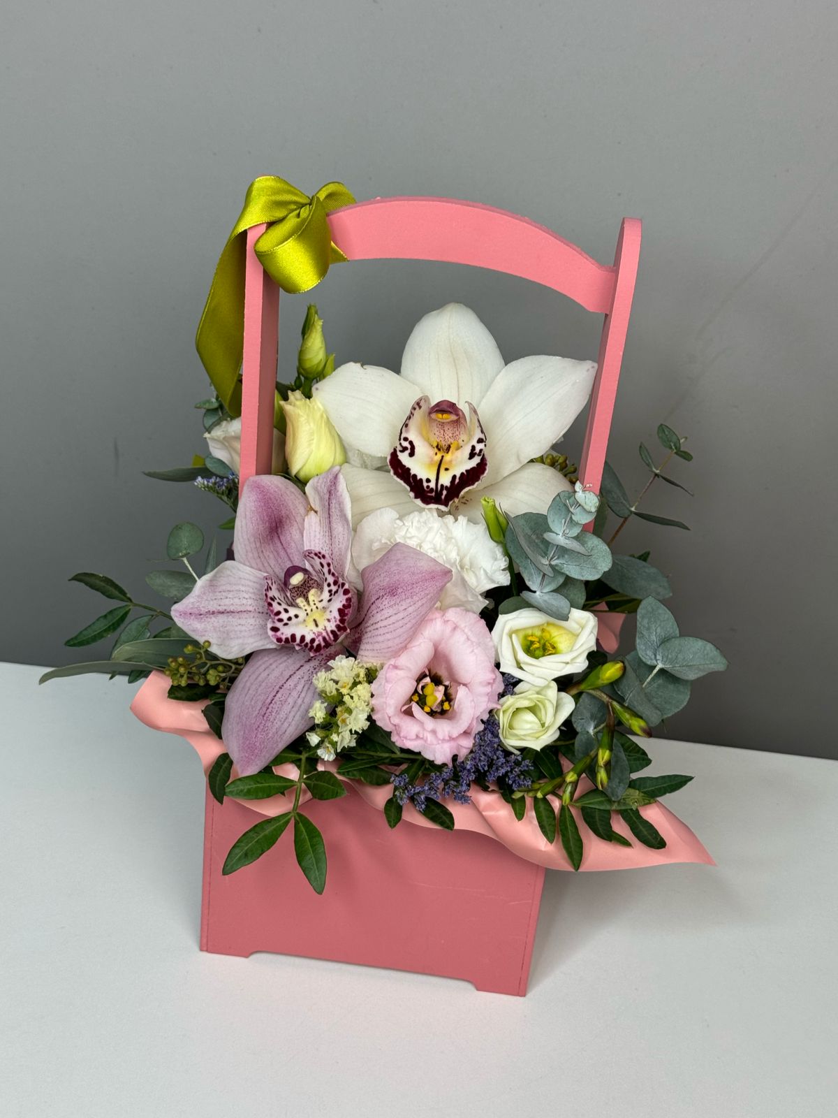 Композиция Элизабет с орхидеями
