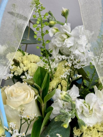 Композиция Северные просторы с розой и маттиолой (4)