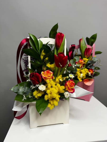 Композиция С тюльпанами и мимозой. Натали (2)